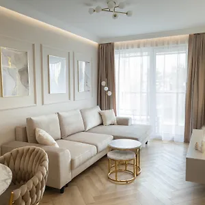 apartament-zote-pirko.kolobrzeghotels.com/